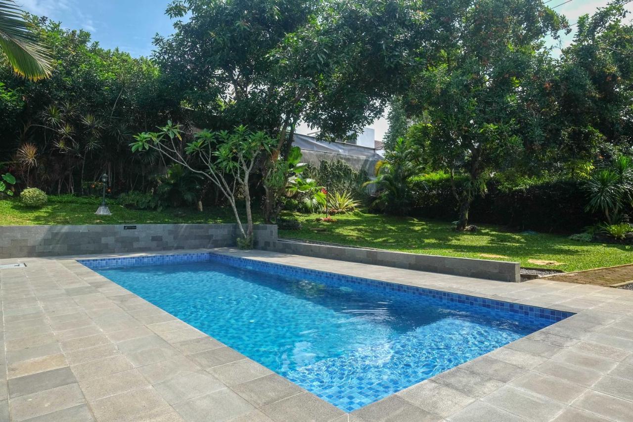 Sareh Villa By The Lavana Semarang Ngoại thất bức ảnh