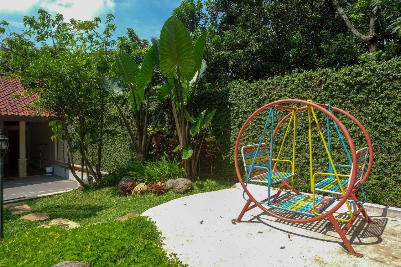 Sareh Villa By The Lavana Semarang Ngoại thất bức ảnh