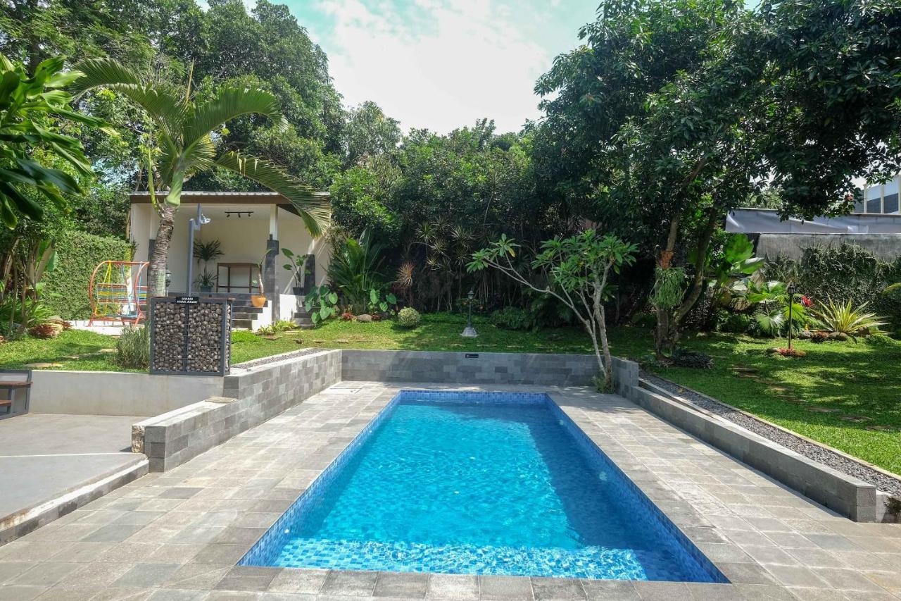 Sareh Villa By The Lavana Semarang Ngoại thất bức ảnh