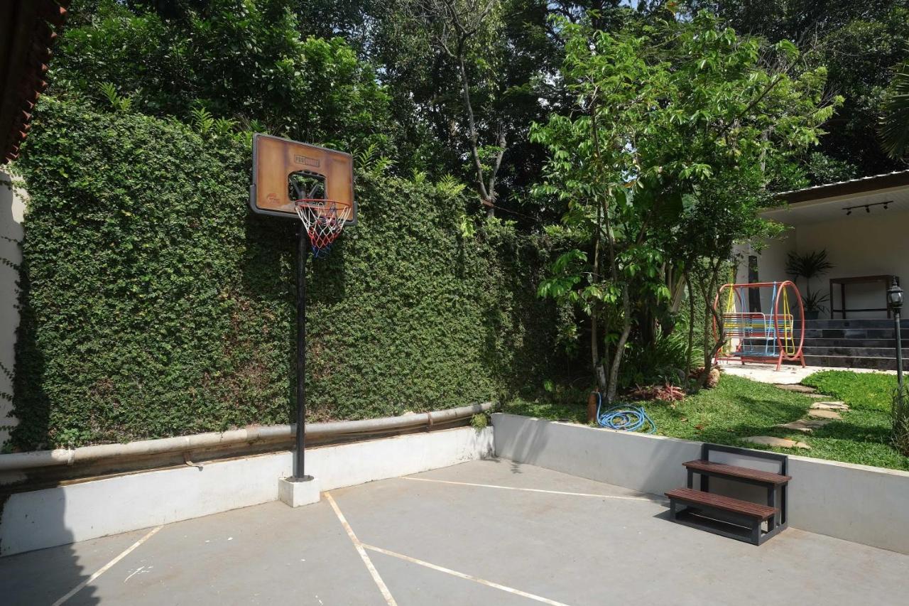 Sareh Villa By The Lavana Semarang Ngoại thất bức ảnh