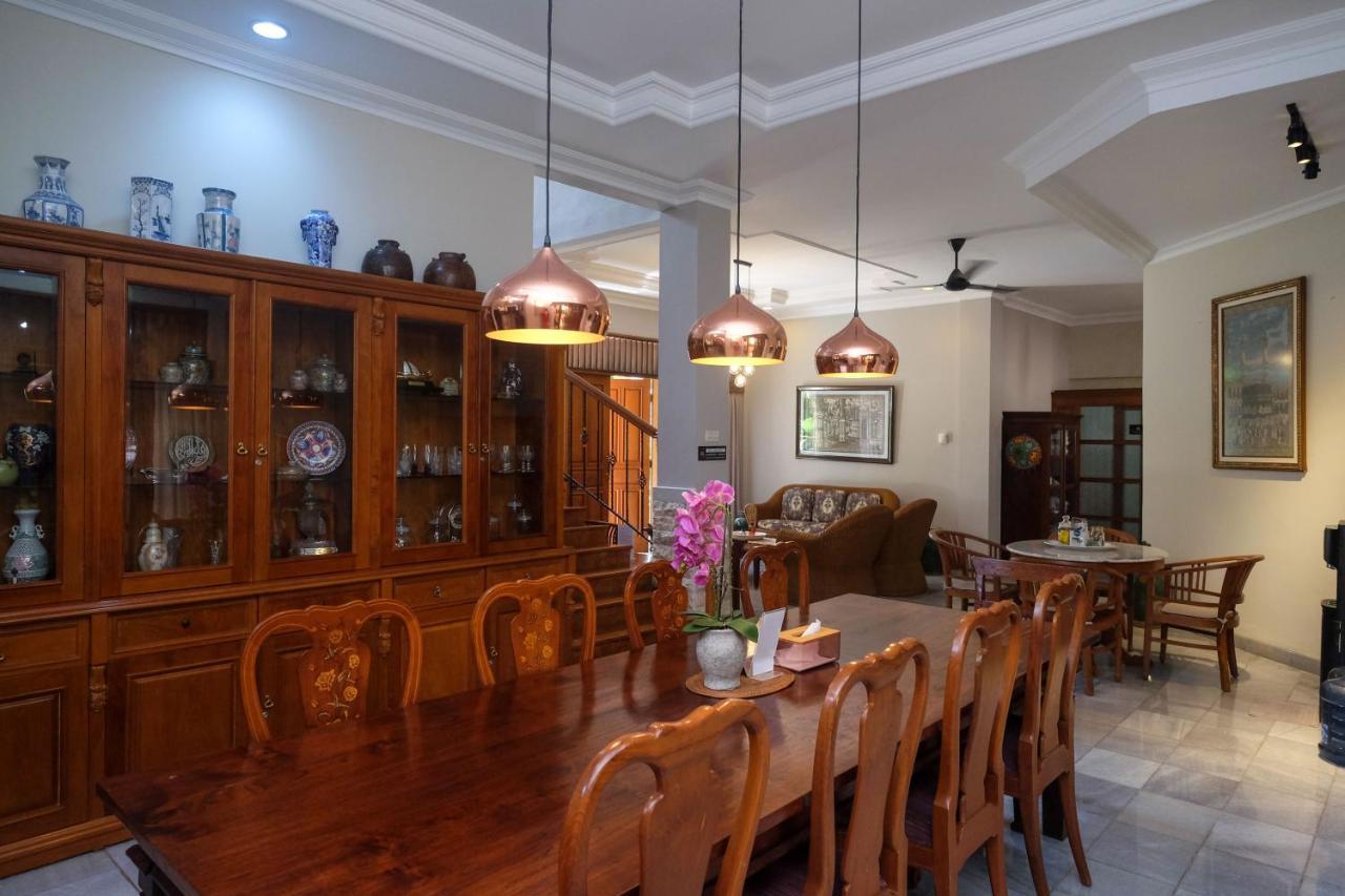 Sareh Villa By The Lavana Semarang Ngoại thất bức ảnh
