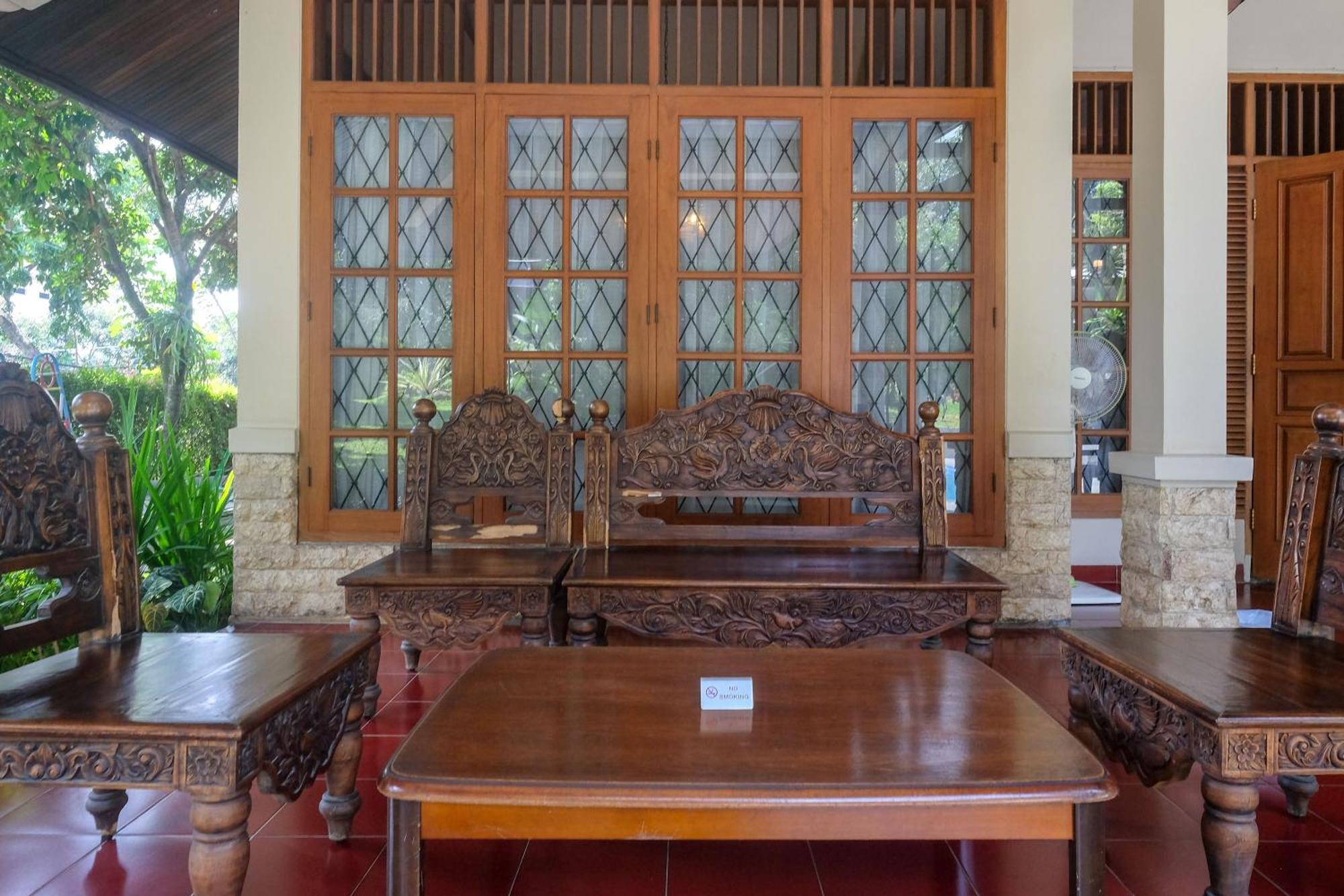 Sareh Villa By The Lavana Semarang Ngoại thất bức ảnh